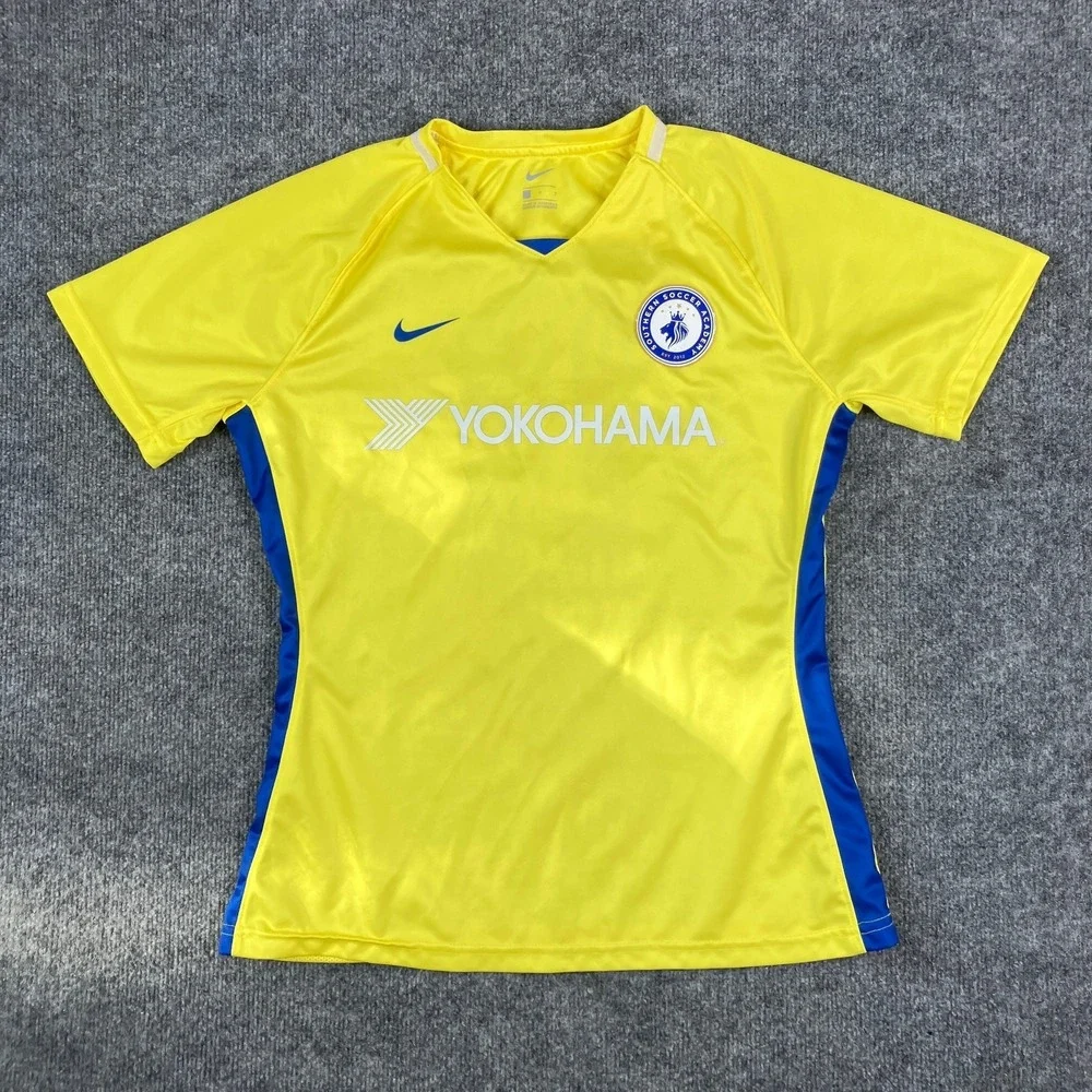 Nike Soccer Jersey Womens‎ Large Yellow Chelsea FC Yokohama Short Sleeve